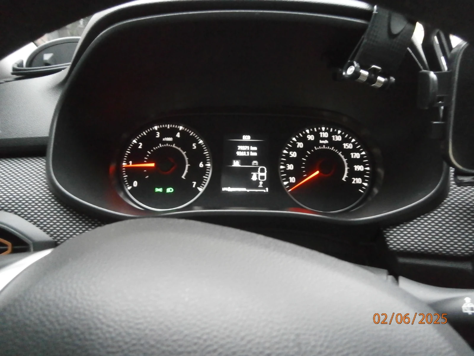 Dacia Sandero Stepway, снимка 3 - Автомобили и джипове - 54749747