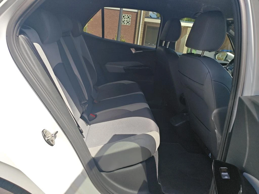 VW ID.3 1st Plus, снимка 11 - Автомобили и джипове - 55212560