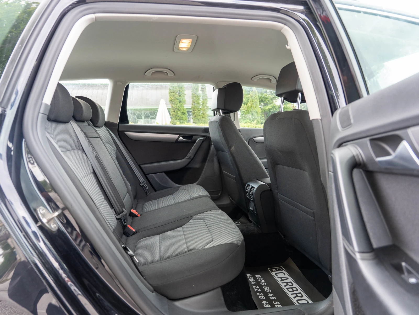 VW Passat 1.6 TDI 105 кс. Пълна История Clima Navi, снимка 13 - Автомобили и джипове - 55213494
