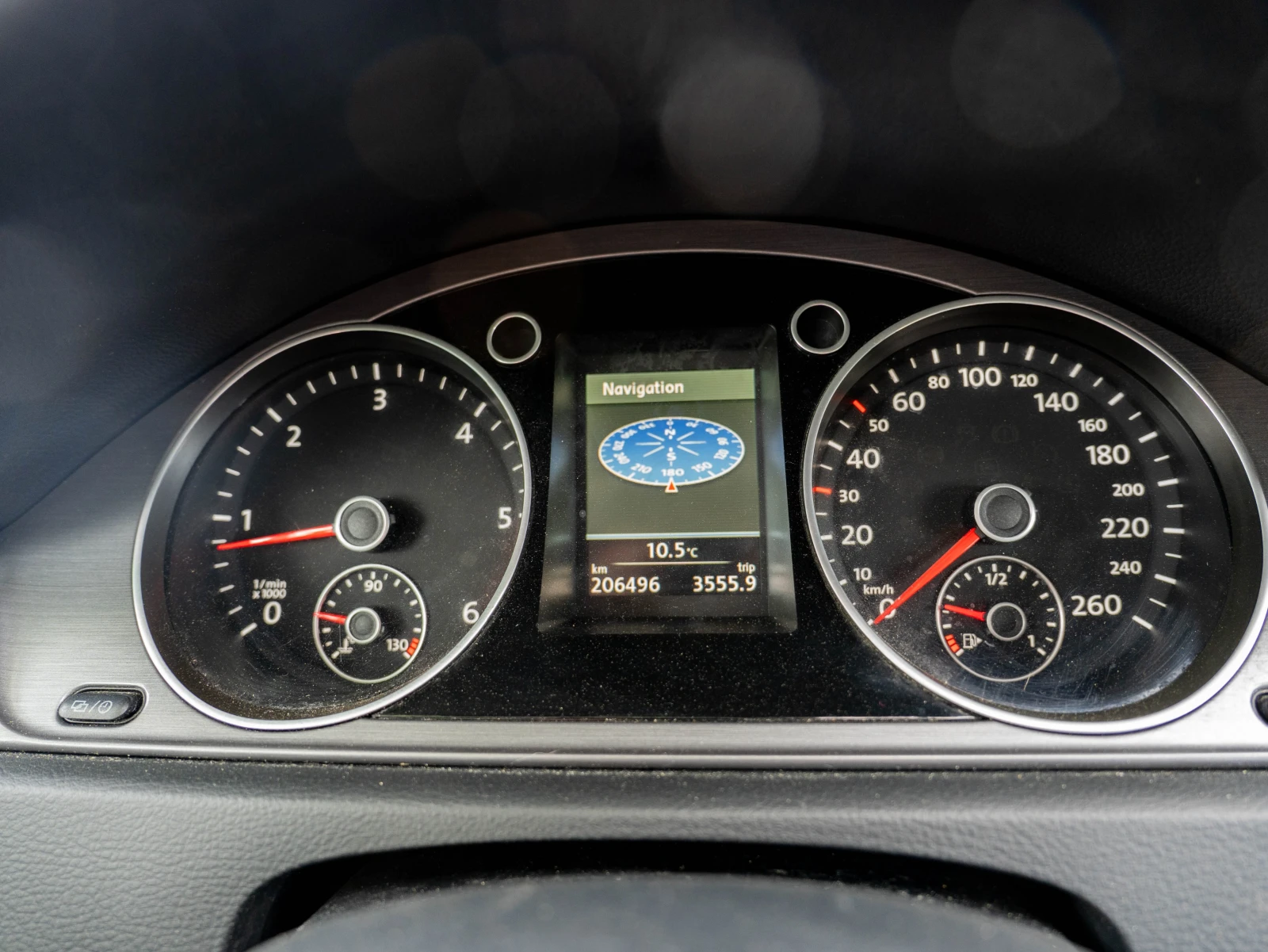 VW Passat 1.6 TDI 105 кс. Пълна История Clima Navi, снимка 15 - Автомобили и джипове - 55213494