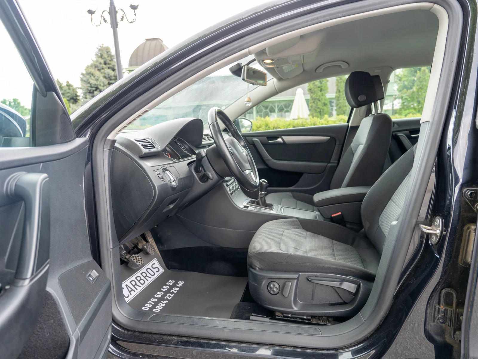 VW Passat 1.6 TDI 105 кс. Пълна История Clima Navi, снимка 9 - Автомобили и джипове - 55213494