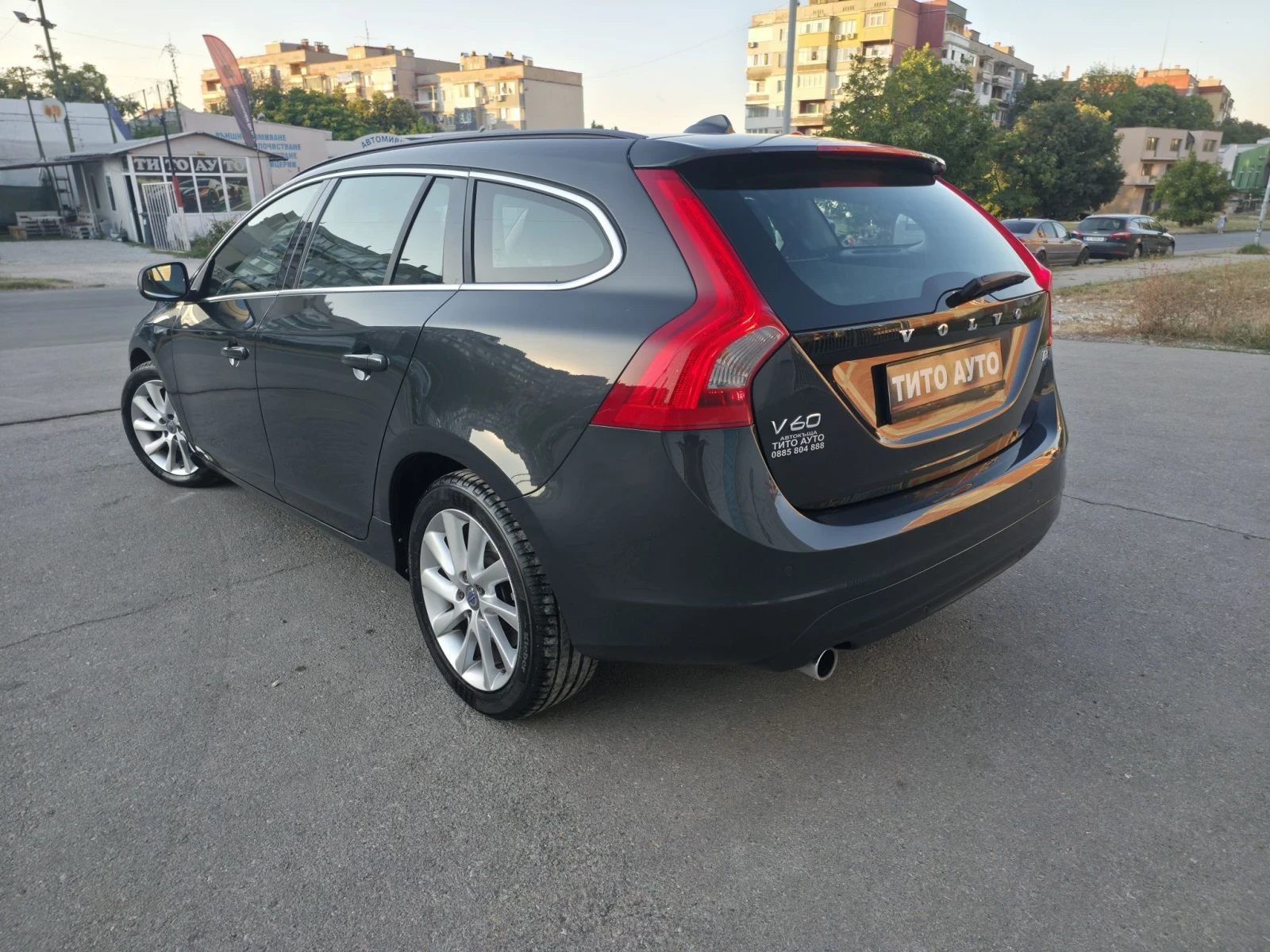 Volvo V60 2.0D/150кс/КАТО НОВА/ПЪЛНА СЕРВИЗНА ИСТОРИЯ, снимка 5 - Автомобили и джипове - 55694787