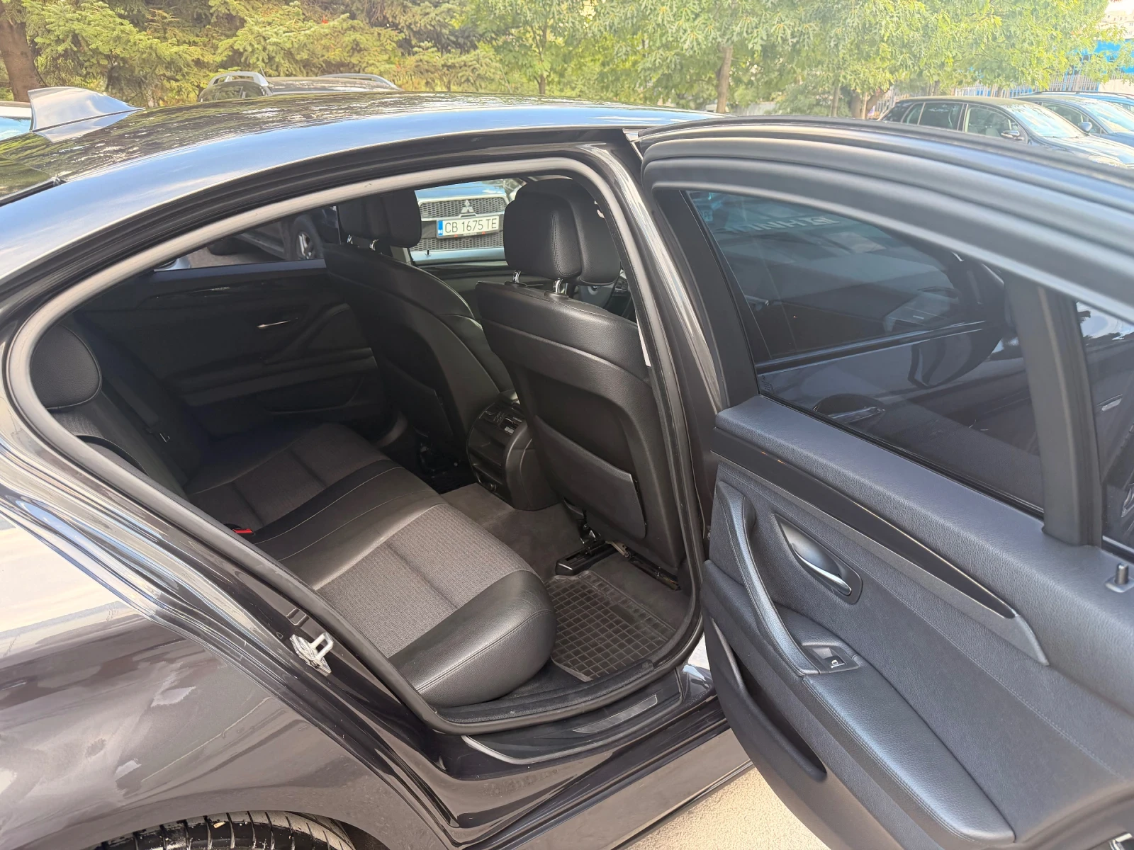 BMW 525 3.0D 8ZF N57, снимка 6 - Автомобили и джипове - 55867207