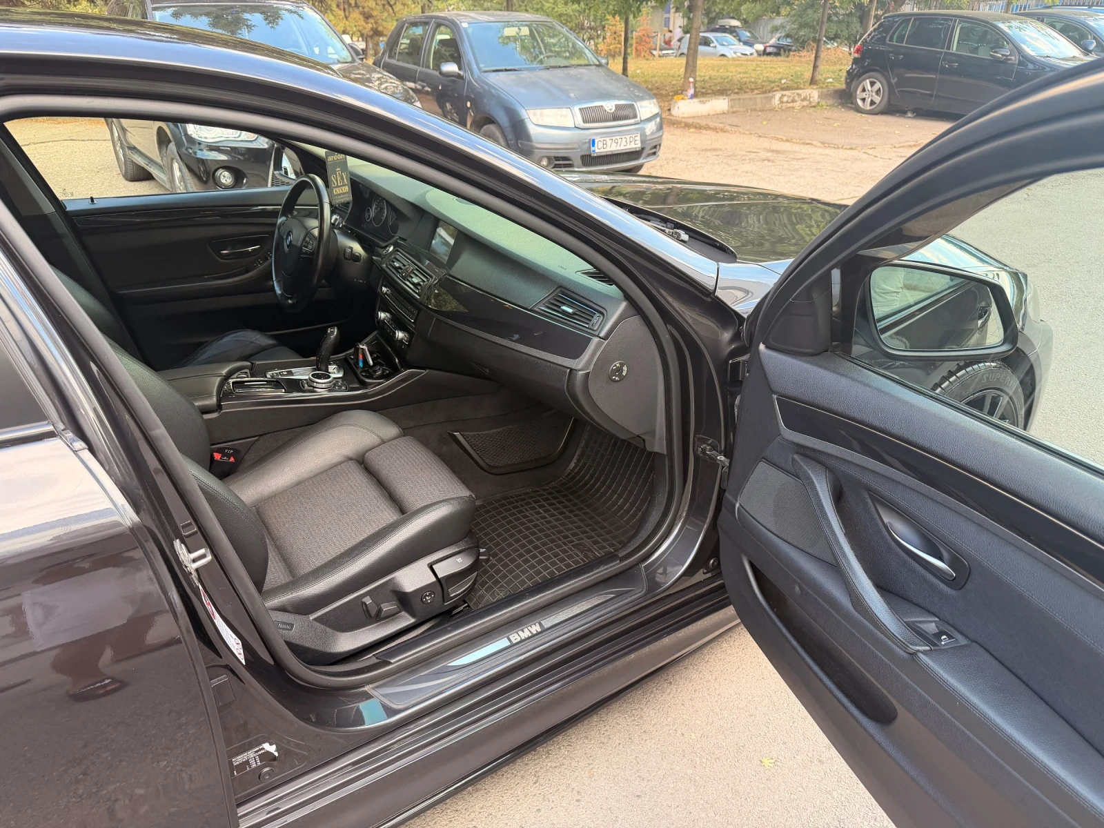 BMW 525 3.0D 8ZF N57, снимка 7 - Автомобили и джипове - 55867207