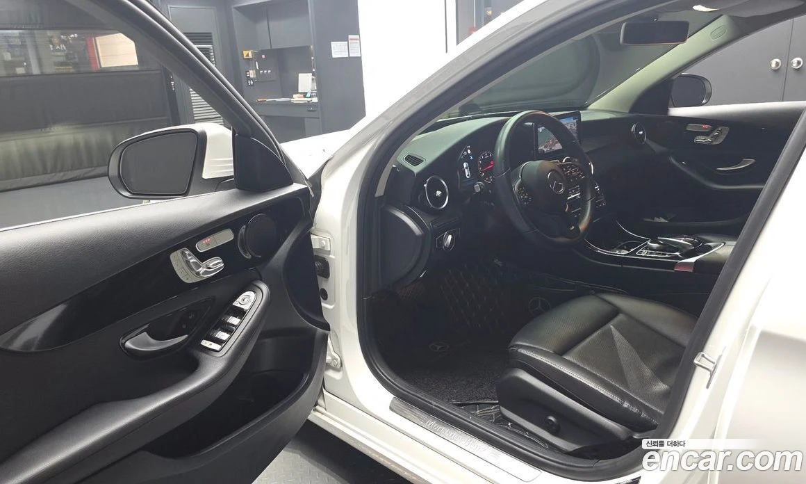 Mercedes-Benz C 200 C200, снимка 10 - Автомобили и джипове - 56122480