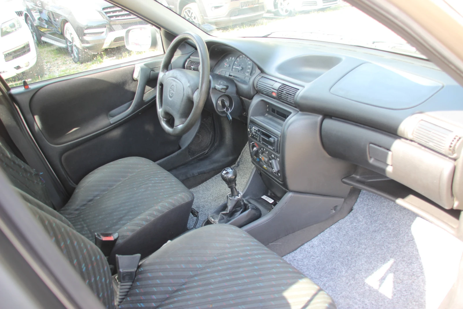 Opel Astra 1.4 � �����������, �������, �� � �������  | Mobile.bg � ����������� 10