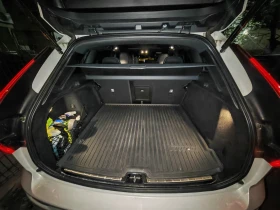 Volvo XC60 B5 Mild Hybrid 250hp AWD   , снимка 12