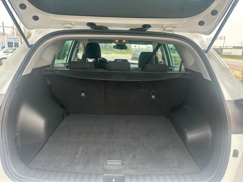 Hyundai Tucson 1.6 CRDI, снимка 10 - Автомобили и джипове - 49616949