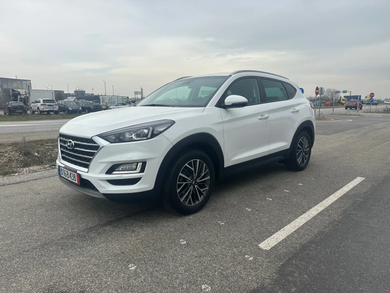 Hyundai Tucson 1.6 CRDI, снимка 2 - Автомобили и джипове - 49616949