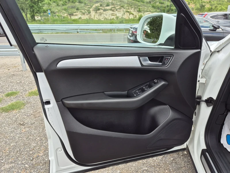 Audi Q5 3, 0TDI/4х4/LED/, снимка 11 - Автомобили и джипове - 50505033