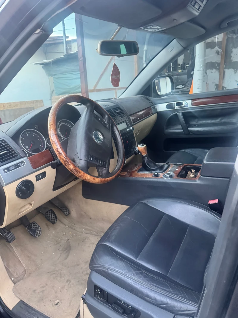 VW Touareg VW Touareg 2.5tdi 4x4, снимка 7 - Автомобили и джипове - 52391568