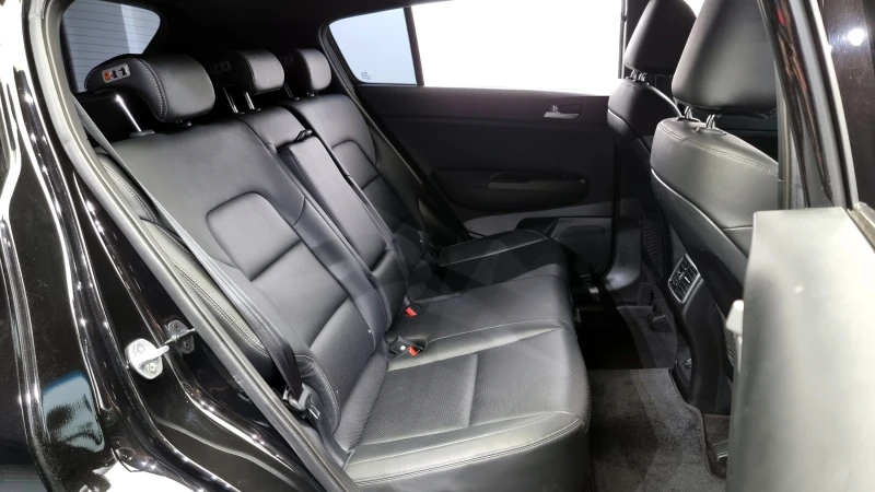 Kia Sportage 2.0 2WD PRESTIGE , снимка 12 - Автомобили и джипове - 52463774
