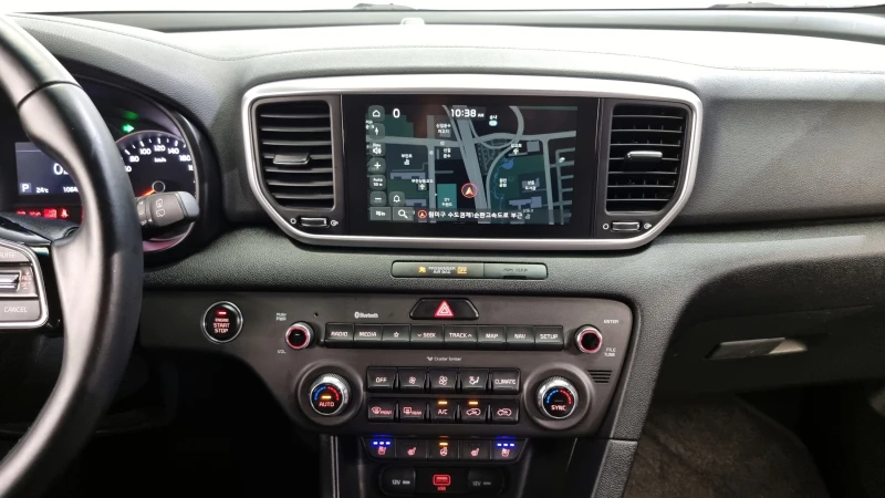 Kia Sportage 2.0 2WD PRESTIGE , снимка 14 - Автомобили и джипове - 52463774