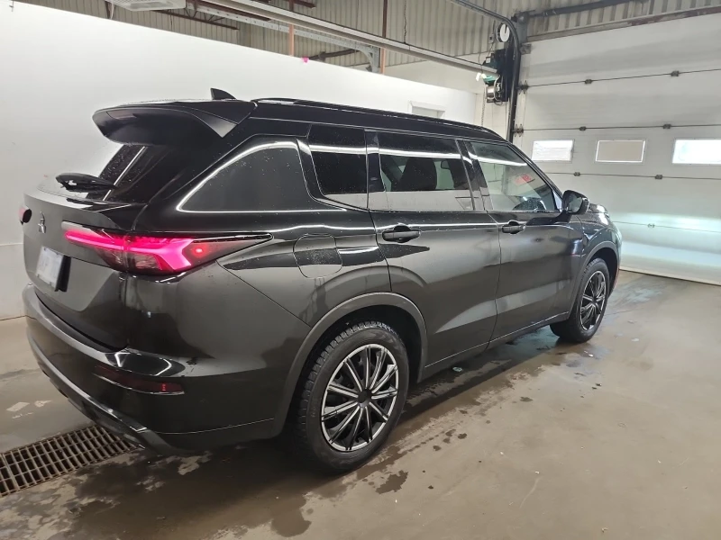 Mitsubishi Outlander GT * * CARFAX * * АВТО КРЕДИТ * * , снимка 3 - Автомобили и джипове - 52768524