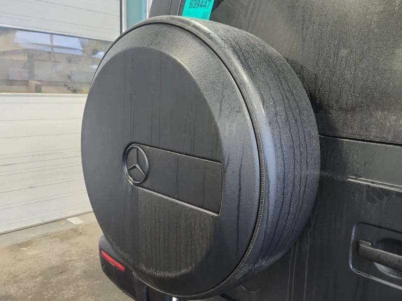 Mercedes-Benz G 63 AMG * CARFAX * БЕЗ ПЪРВОНАЧАЛНА ВНОСКА, снимка 14 - Автомобили и джипове - 53065423