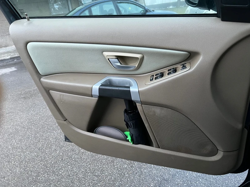 Volvo Xc90 V8 4.4, снимка 12 - Автомобили и джипове - 53158388