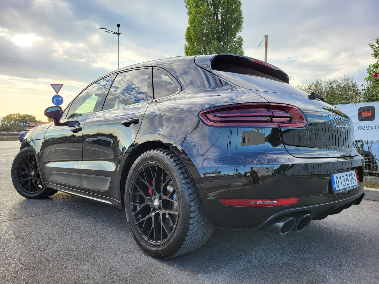 Porsche Macan TURBO 3.6 V6 400 KC - изображение 7