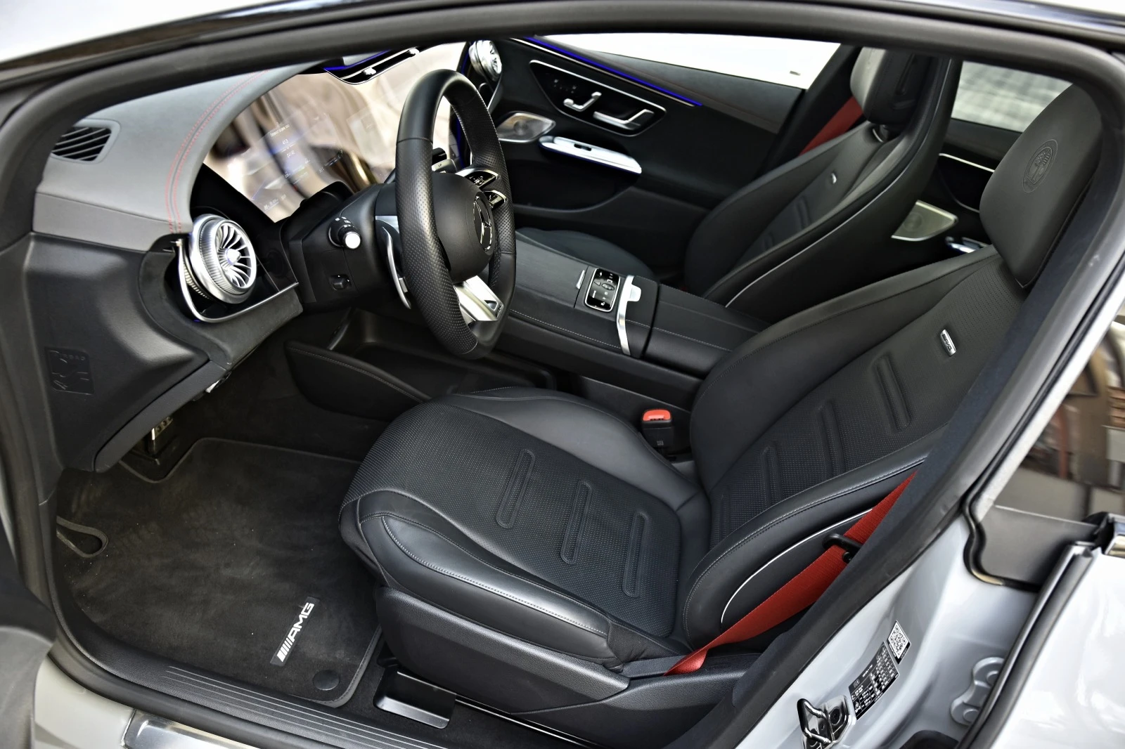 Mercedes-Benz EQE EQE 43  | Mobile.bg   11