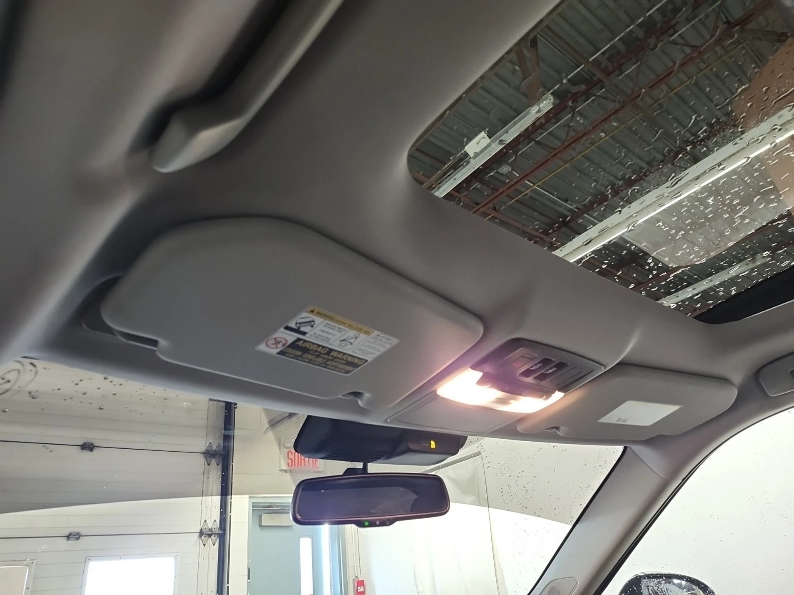 Mitsubishi Outlander GT * * CARFAX * * ���� ������ * *  | Mobile.bg � ����������� 12