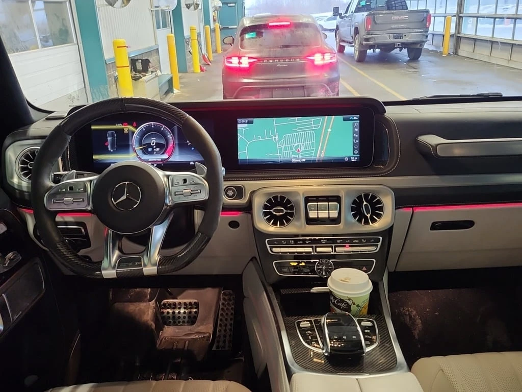 Mercedes-Benz G 63 AMG * CARFAX * БЕЗ ПЪРВОНАЧАЛНА ВНОСКА - изображение 10