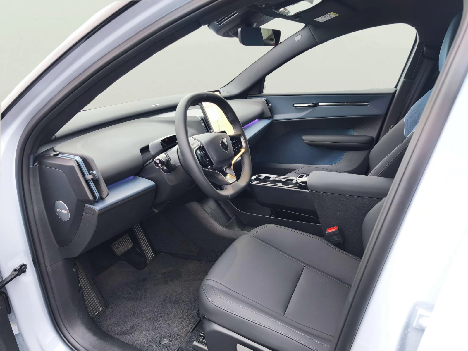 Volvo EX30 2 | Mobile.bg � ����������� 14