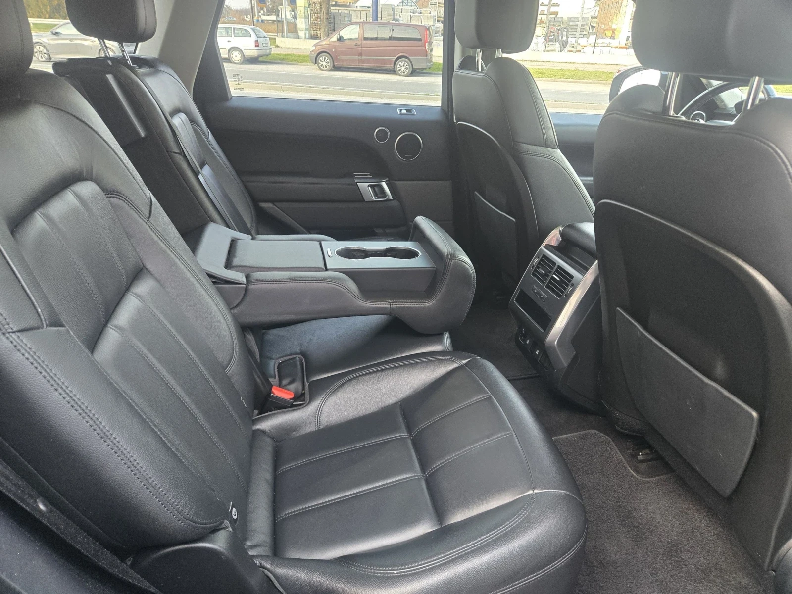 Land Rover Range Rover Sport  - изображение 10