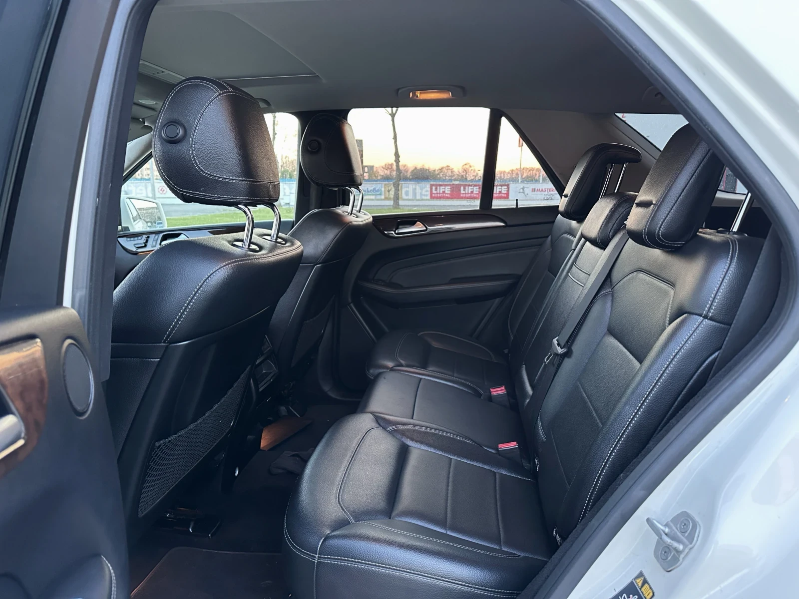 Mercedes-Benz ML 350 CDI AMG * * ПРУЖИНИ* * РЕАЛНИ КИЛОМЕТРИ* * , снимка 15 - Автомобили и джипове - 54030911