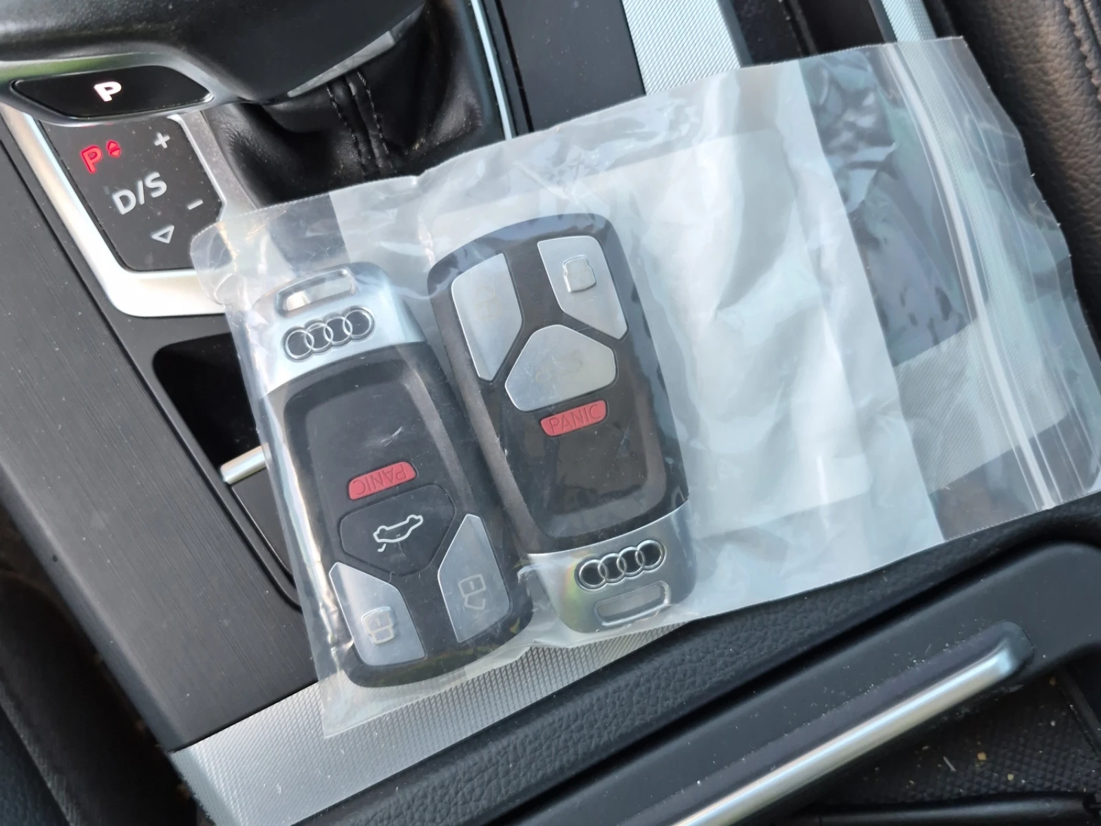 Audi Q5 PROGRESSIV * Keyless Go * CARFAX * АВТО КРЕДИТ * , снимка 13 - Автомобили и джипове - 54825995