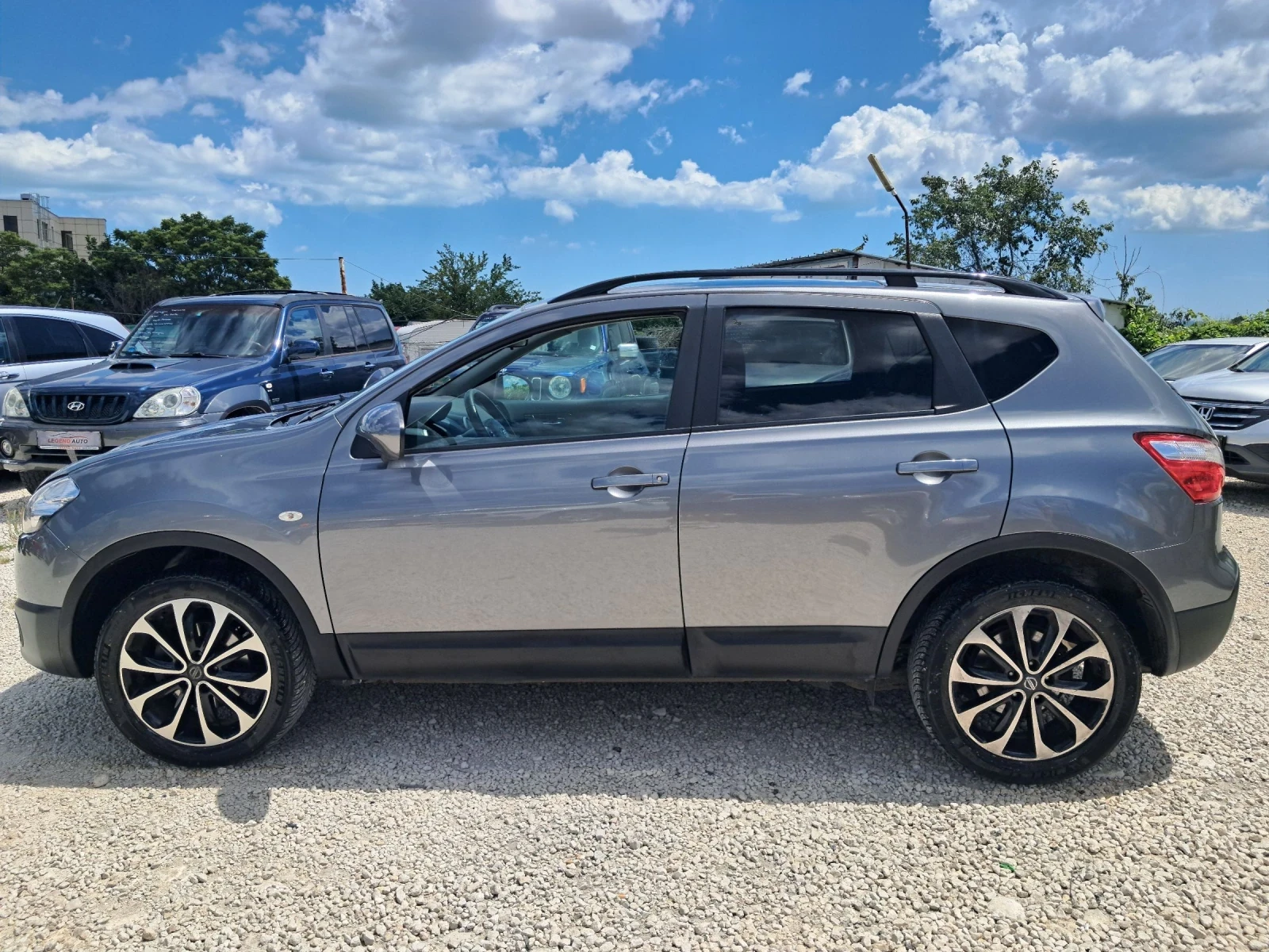 Nissan Qashqai 1.6i Ntec 87000km КАМЕРА360  НАВИГАЦИЯ, снимка 5 - Автомобили и джипове - 54920663