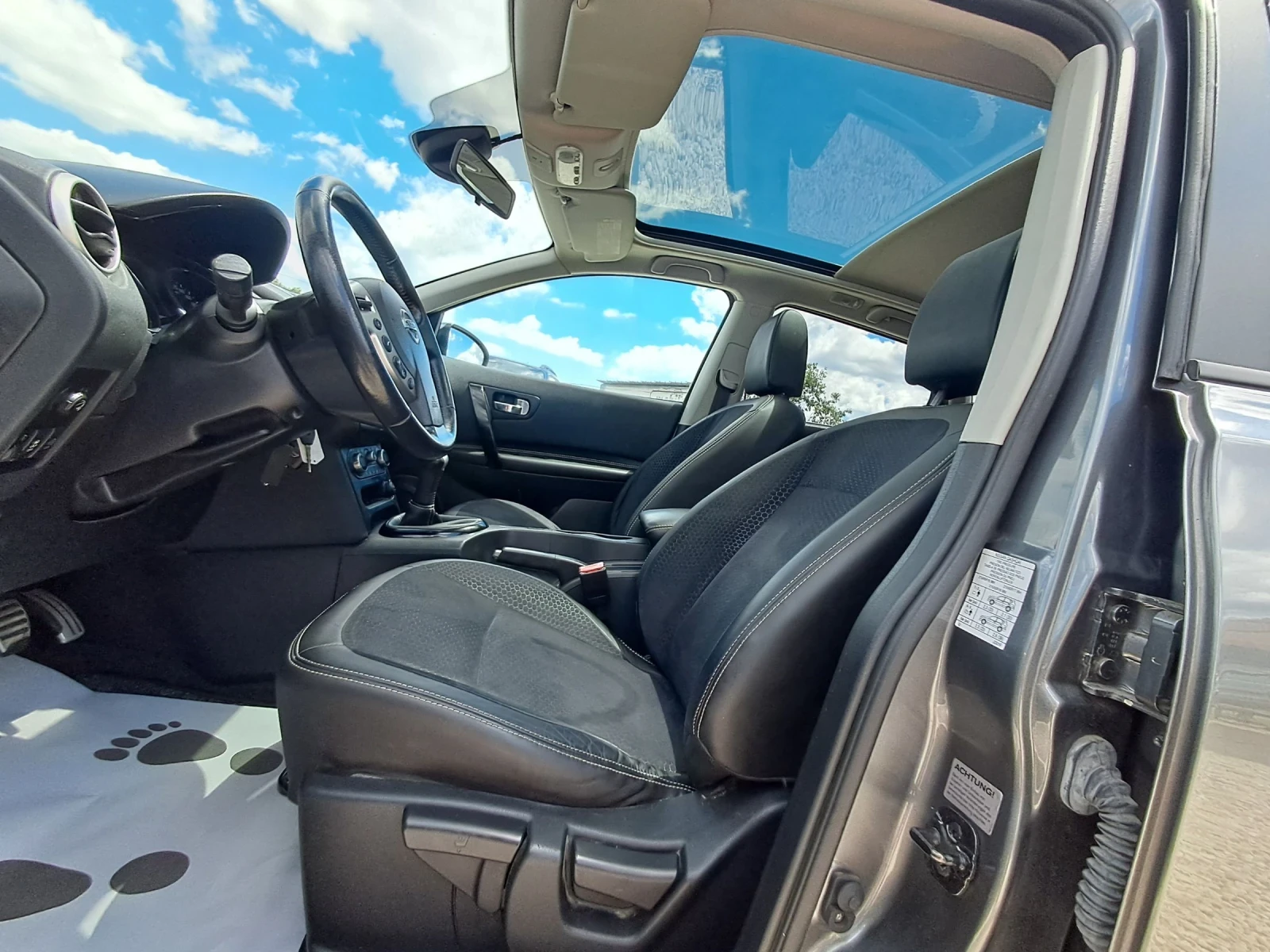 Nissan Qashqai 1.6i Ntec 87000km КАМЕРА360  НАВИГАЦИЯ, снимка 14 - Автомобили и джипове - 54920663