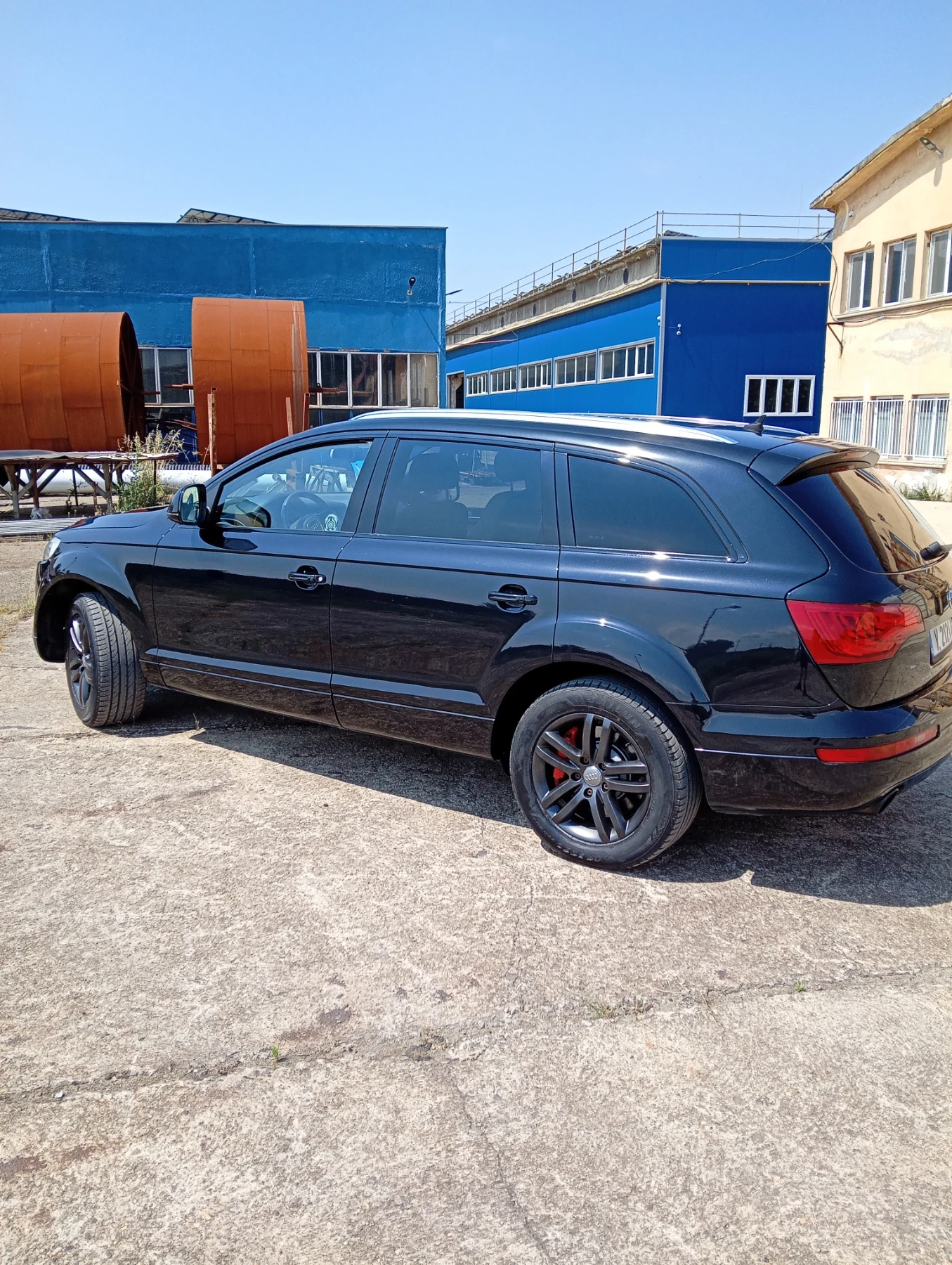 Audi Q7 4.2 Бензин , снимка 2 - Автомобили и джипове - 55085921
