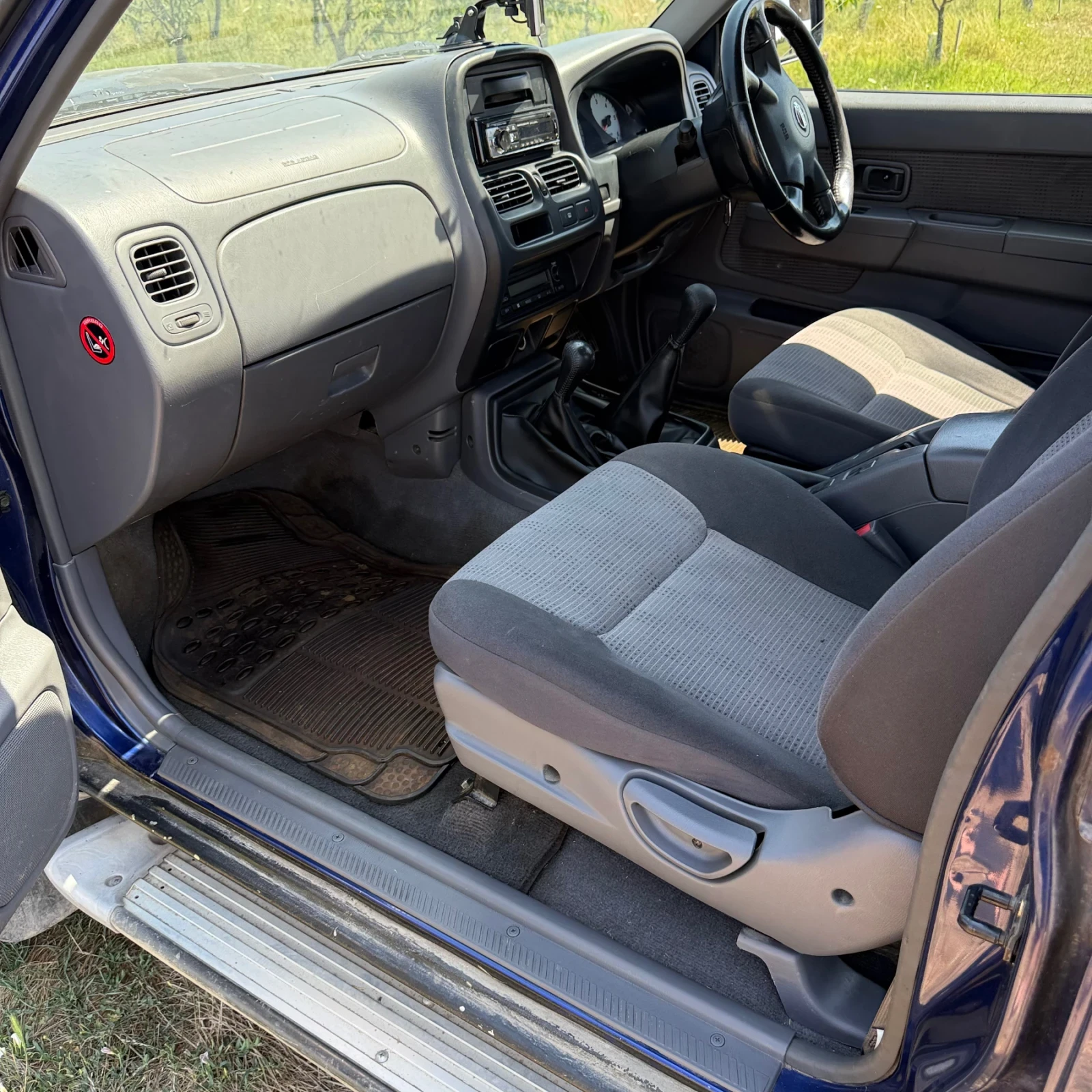 Nissan Navara, снимка 2 - Автомобили и джипове - 55402710