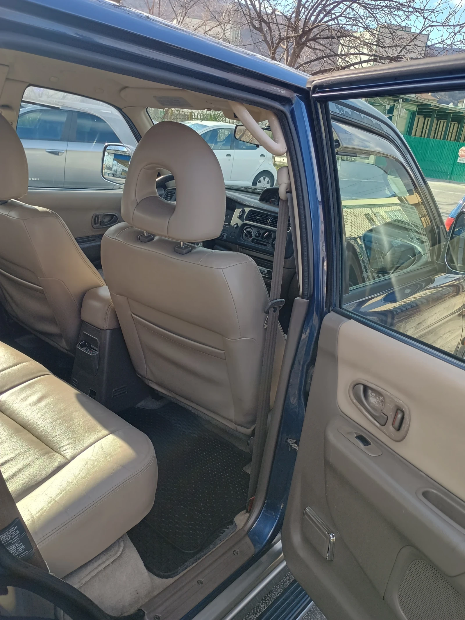 Mitsubishi Pajero sport, снимка 13 - Автомобили и джипове - 55476384