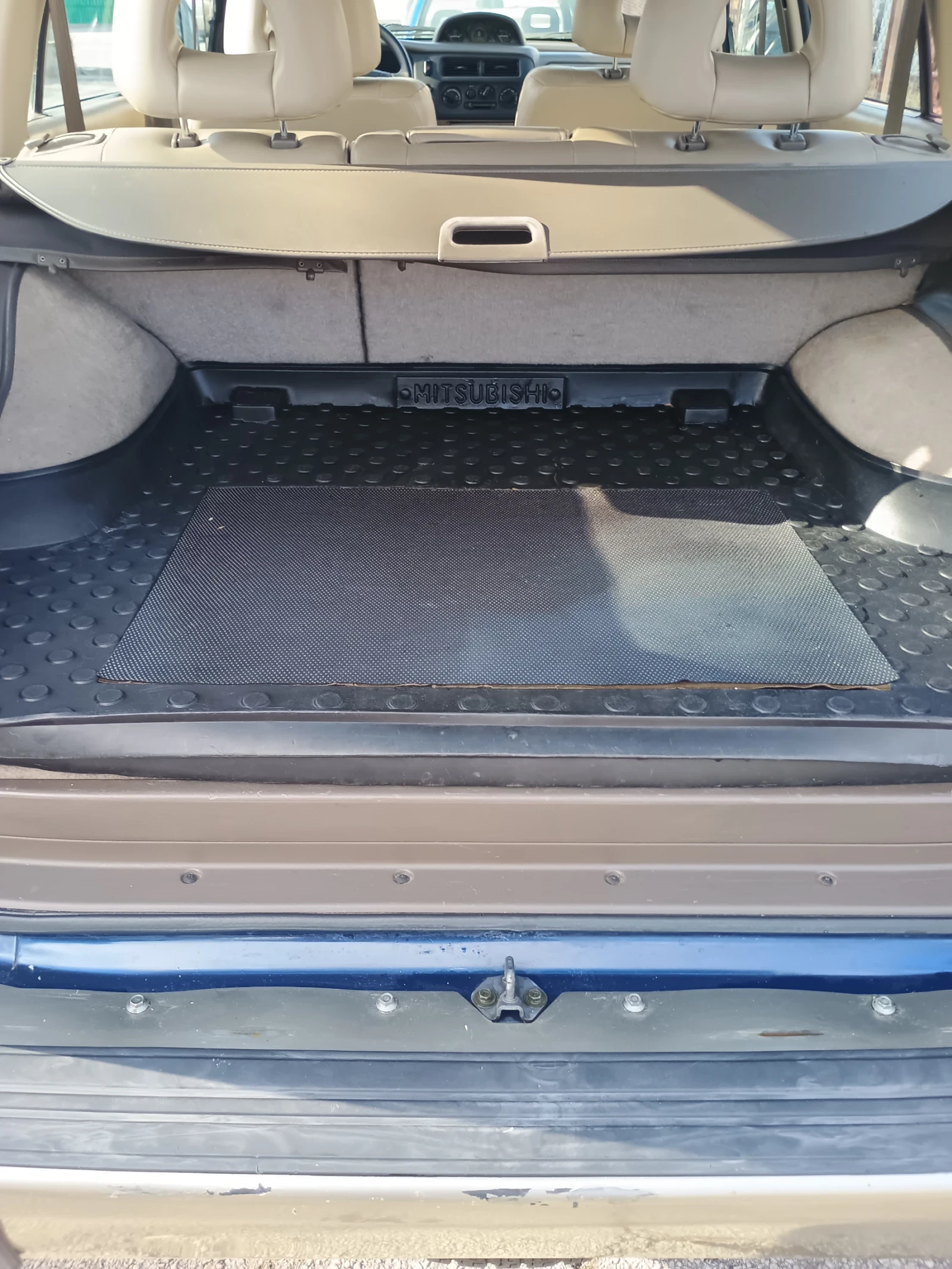 Mitsubishi Pajero sport, снимка 12 - Автомобили и джипове - 55476384