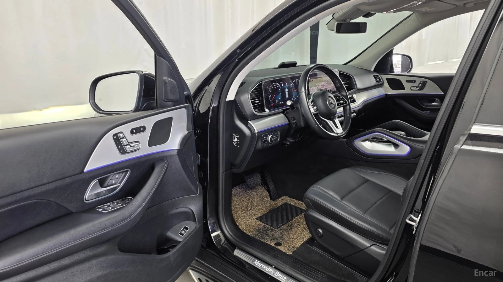 Mercedes-Benz GLE 300 BURMESTER | ОБДУХ | AIRMATIC, снимка 9 - Автомобили и джипове - 56214744