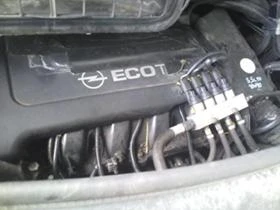 Opel Vivaro 2.0i 16V/1.9/2.0 DCi, снимка 6