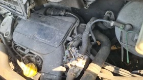 Opel Vivaro 2.0i 16V/1.9/2.0 DCi, снимка 13