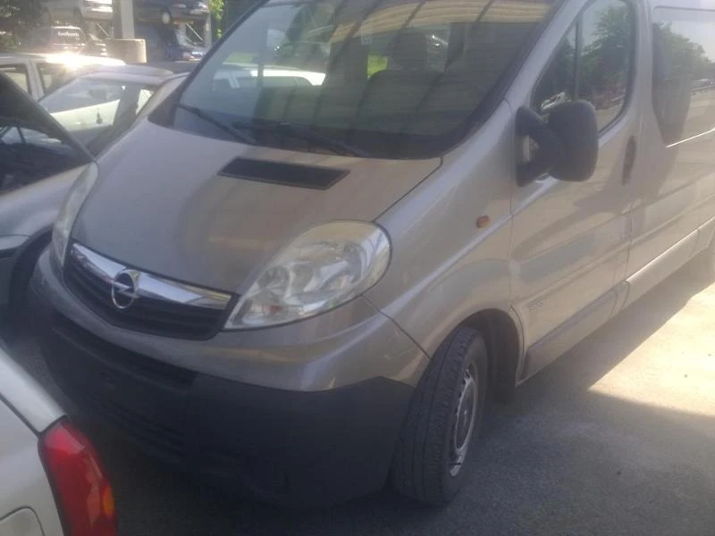 Opel Vivaro 2.0i 16V/1.9/2.0 DCi, снимка 1 - Бусове и автобуси - 48320107