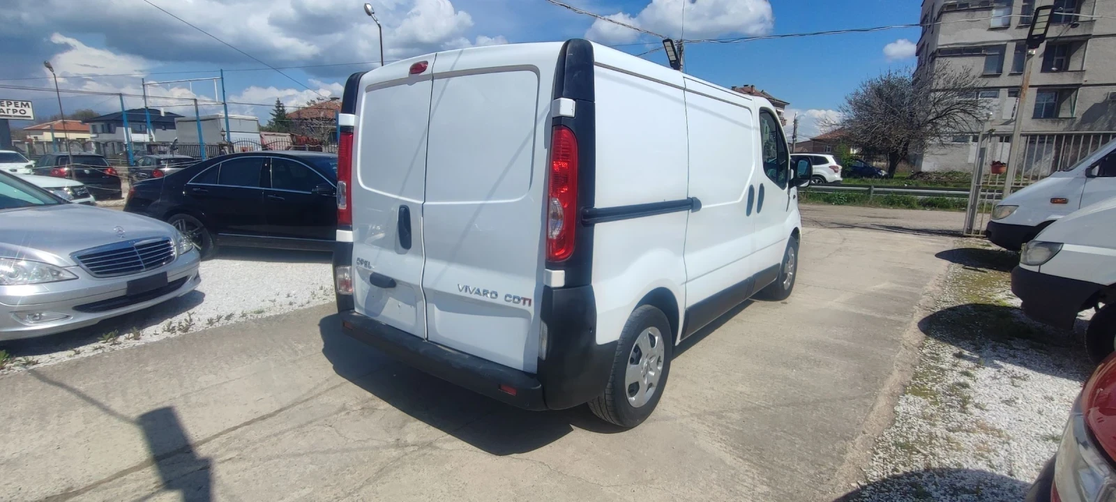 Opel Vivaro 2.2cdti - изображение 5