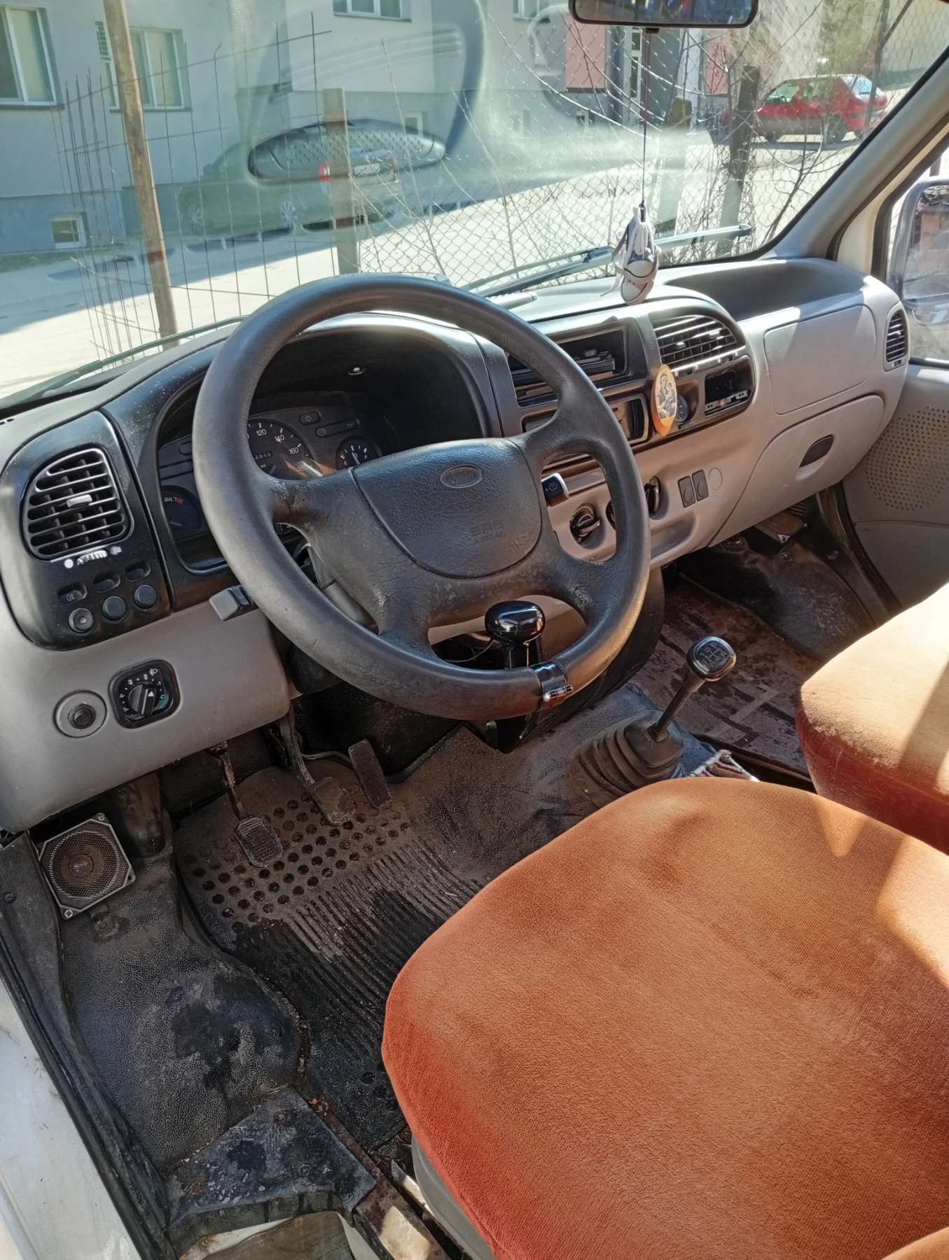 Ford Transit  - изображение 8