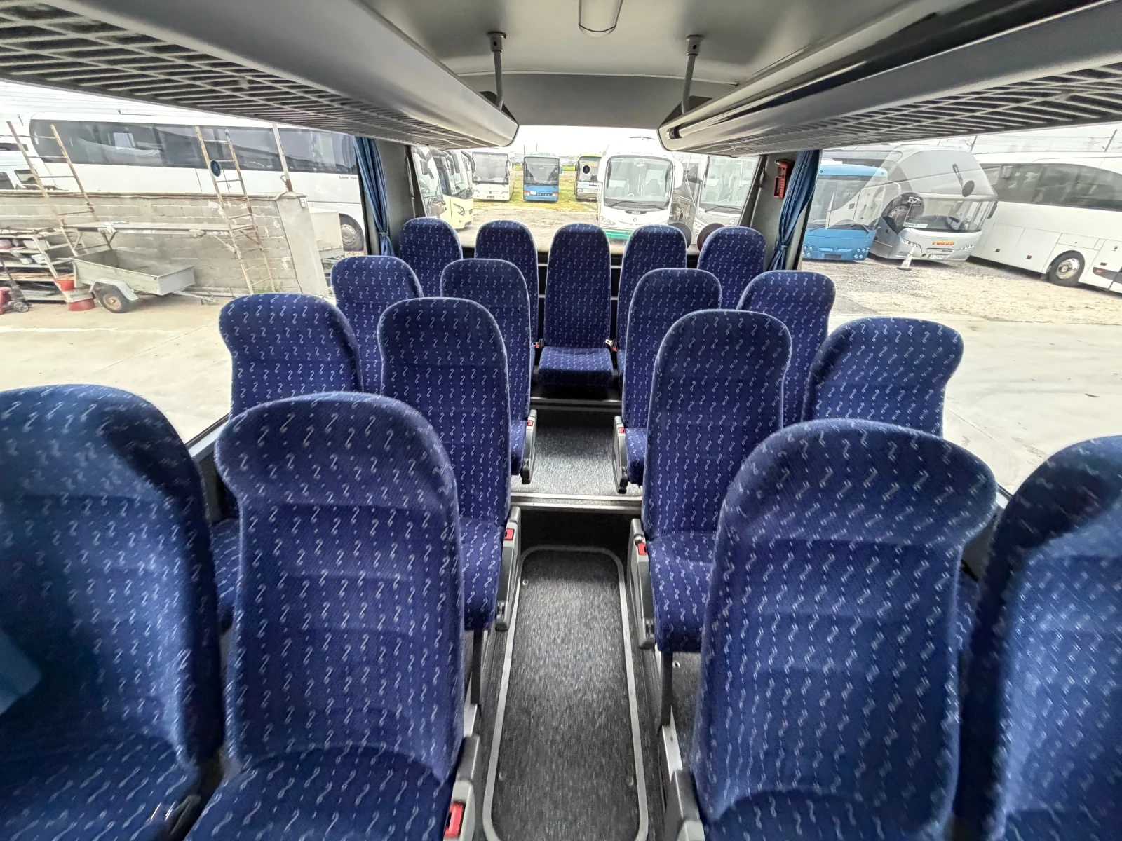 Mercedes-Benz Intouro Клима ръчка 57места, снимка 9 - Бусове и автобуси - 53945156