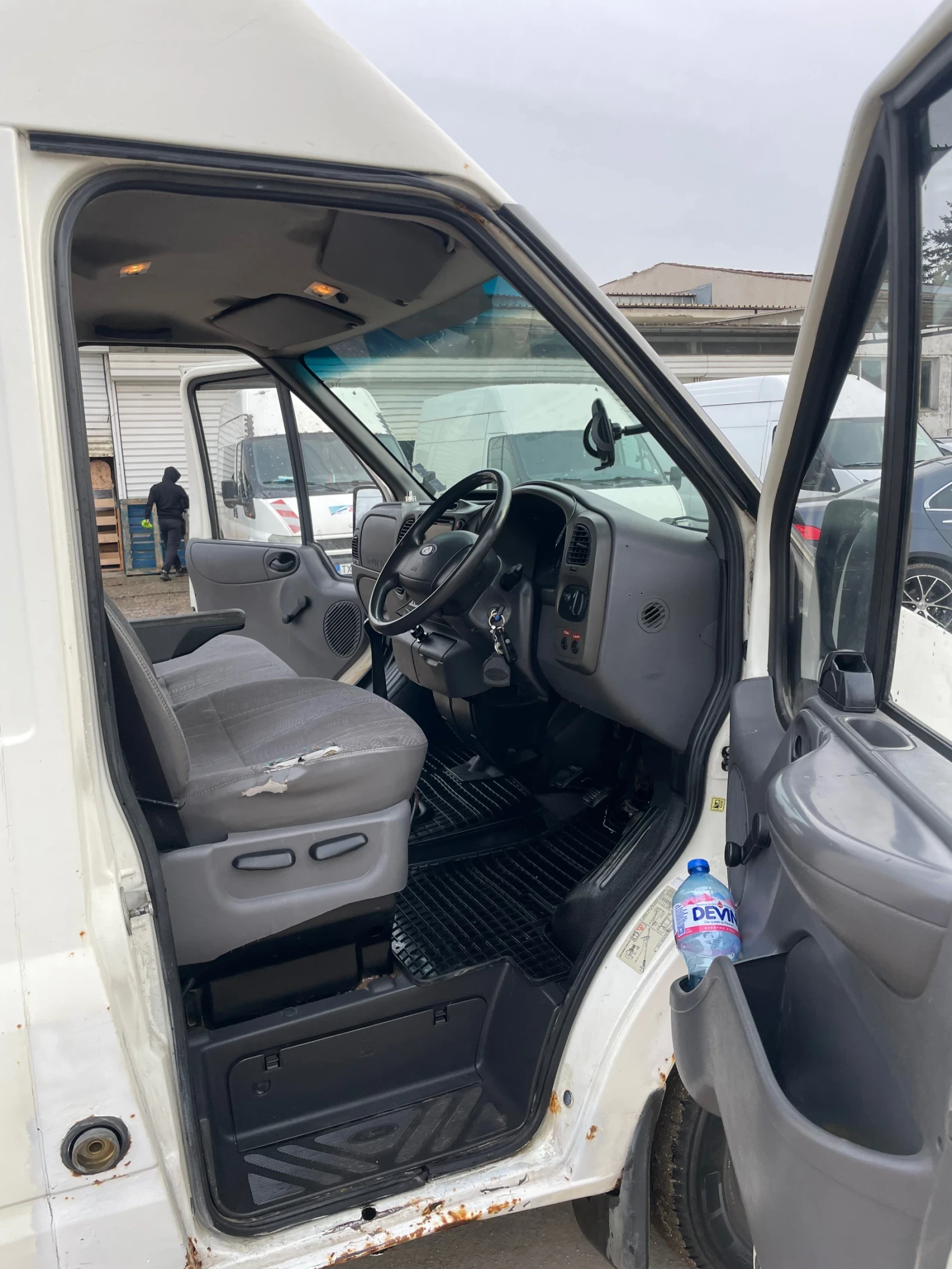 Ford Transit, снимка 5 - Бусове и автобуси - 54325263