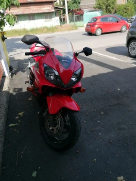 Honda Cbr PC35 | Mobile.bg    12