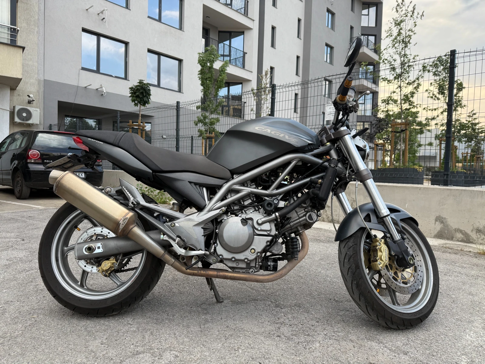 Cagiva Raptor 650ie - изображение 2