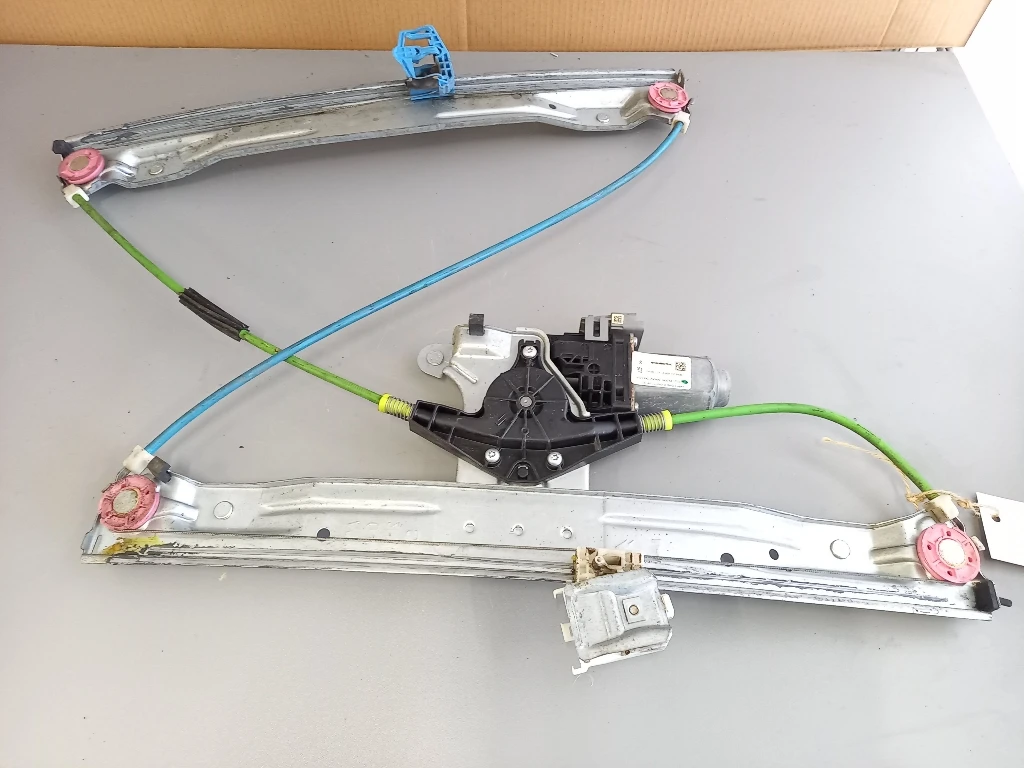 Ел машинка стъкло стъклоповдигач предна лява Ситроен Ц3 Пикасо (ч)
