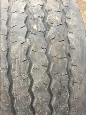 Гуми Всесезонни 385/55R22.5, снимка 2