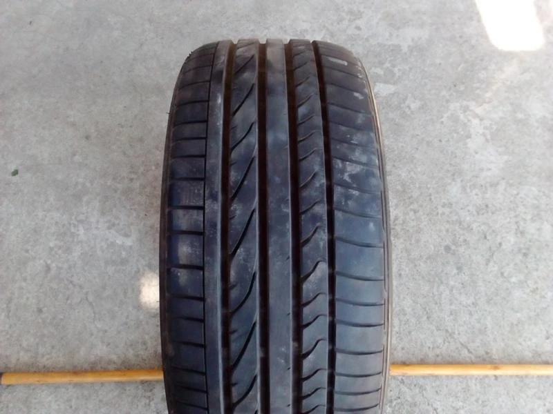 Гуми Летни 245/40R19, снимка 1 - Гуми и джанти - 18579535