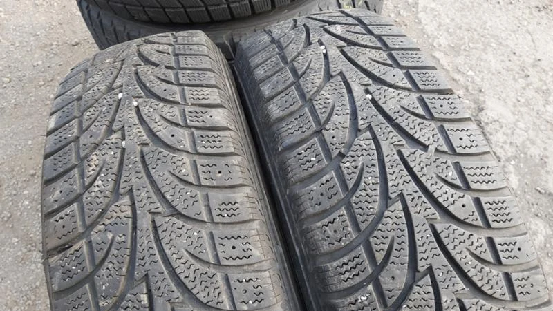 Гуми Зимни 215/75R16, снимка 3 - Гуми и джанти - 27725511