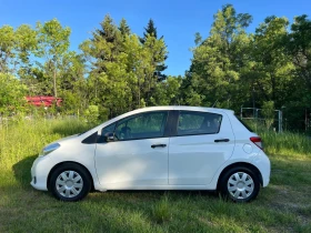 Toyota Yaris 1.0i Euro5//Klimatik, снимка 7