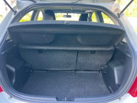 Toyota Yaris 1.0i Euro5//Klimatik, снимка 15